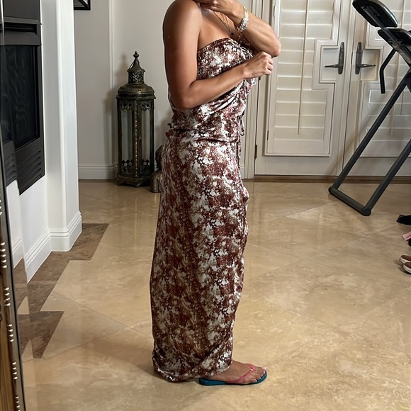 💕Gorgeous dress 💕 - Picture 3 of 7